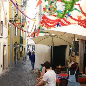 Apartment Sweet Alfama,, Lissabon